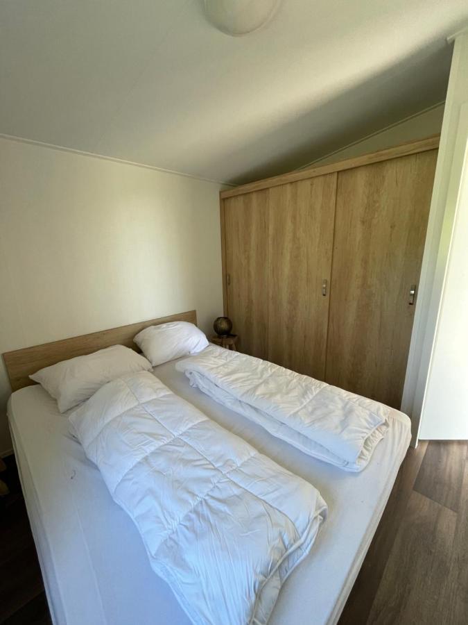 Camping De Duinhoeve Chalet Zeeland Not For Companies Burgh-Haamstede Exterior photo